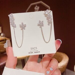 Elegant Silver Floral Earrings